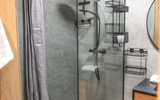 Apartment With Swimming Pool and Sauna, Dziwnow