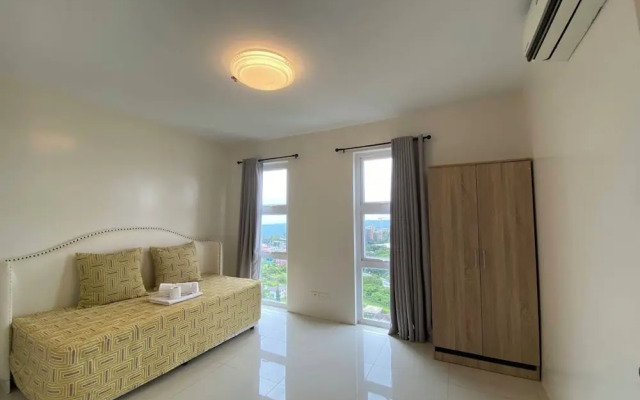 Wind Tower 1 Unit 2409 Penthouse