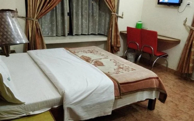 Hotel GGT Grand