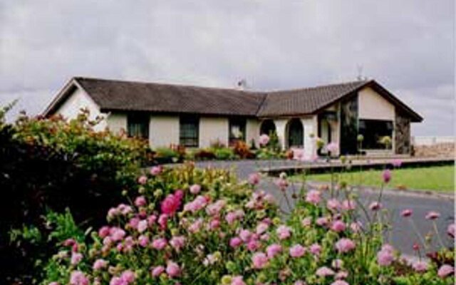 Ardmor Country House