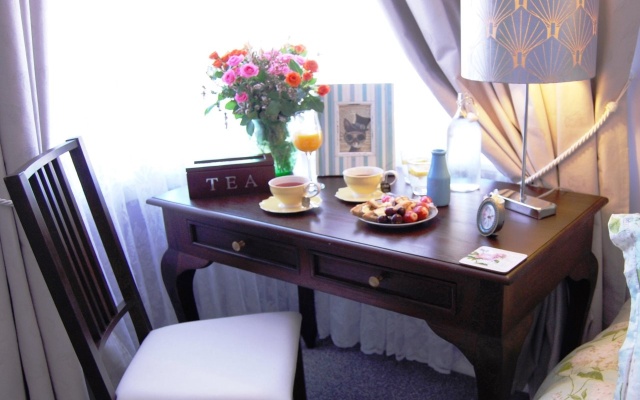 Highclaire House Bed and Breakfast – Guest Rooms – Sydney