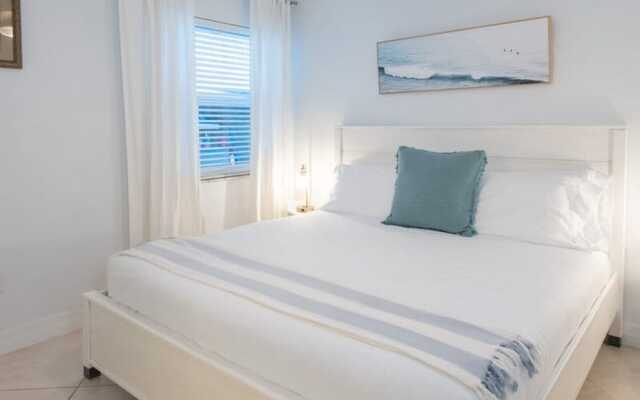 Secluded Beachfront Vibes Surf Pet Friendly