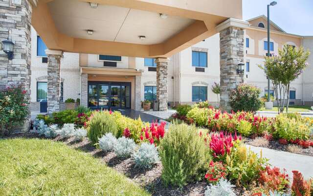 Best Western Plus Burleson Inn & Suites