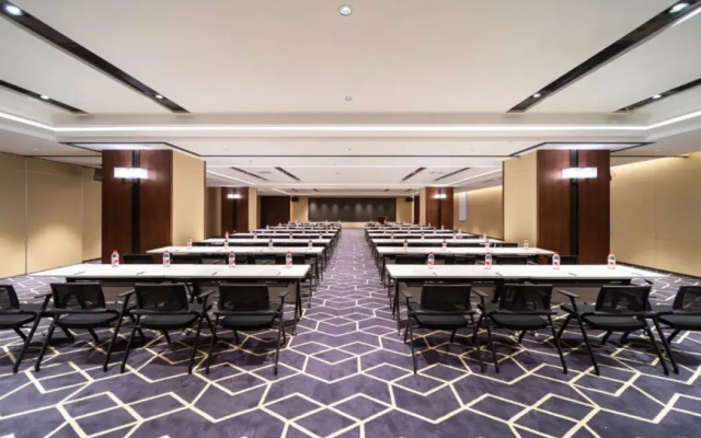 Echarm Hotel Shenyang North Railway Station