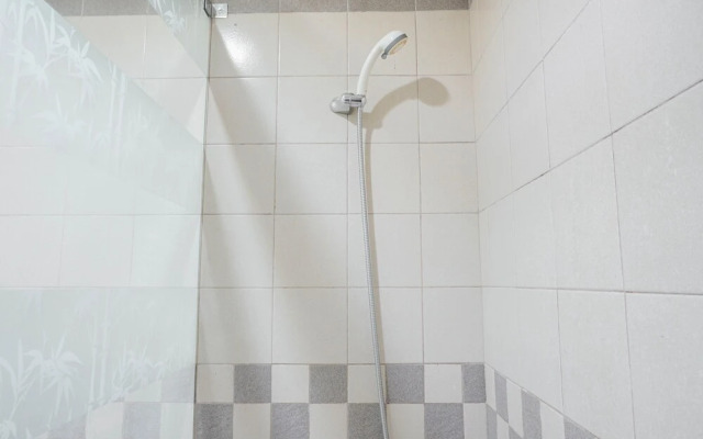 Homey 2Br At Pangeran Jayakarta Apartment
