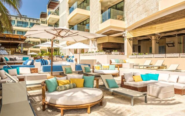 Hyatt Centric Playa del Carmen - Downtown House & Beach House