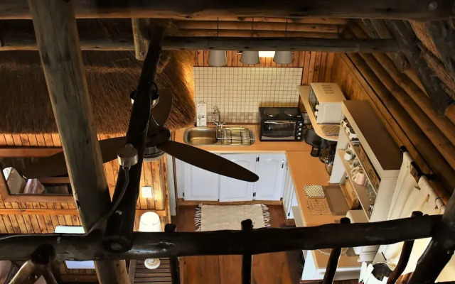 iKhaya LamaDube Game Lodge
