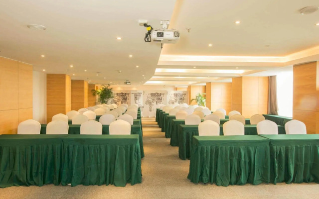 Leisure Hotel