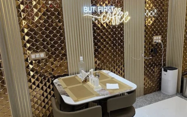 HOTELLEOS