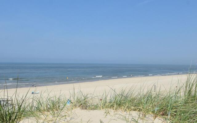 Bright Holiday Home In Callantsoog With Sauna