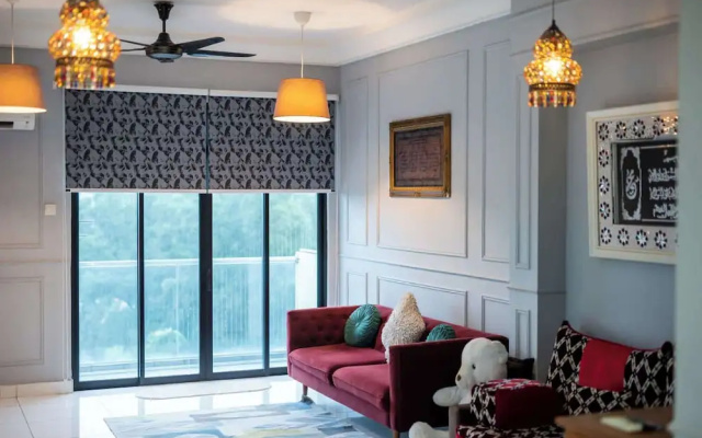 Stylish 4BR Near Paradigm Mall, Pool, Free Parking – Guest Rooms – Johor Bahru