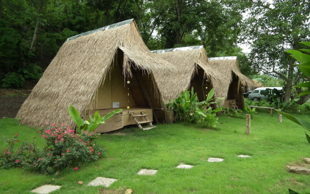 Pai Bamboo Hut Resort