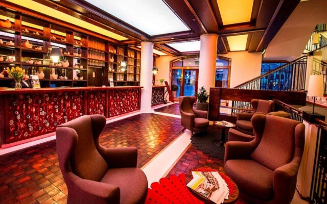 Bristol Tradition and Luxury