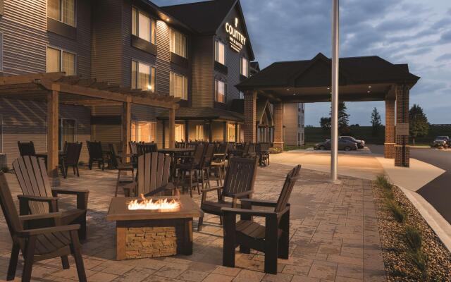 Country Inn & Suites by Radisson, Mankato Hotel and Conference Center, MN