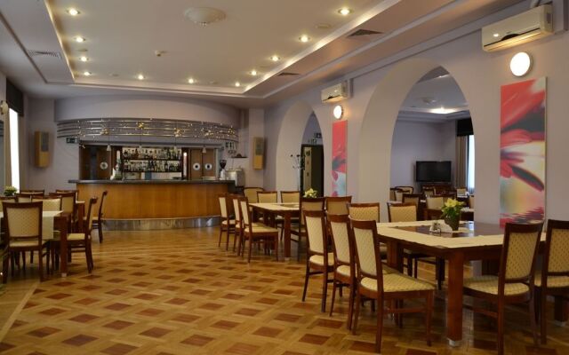 Lazienkowski Hotel