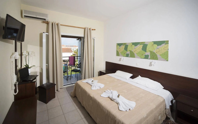 Metaxa Apartments