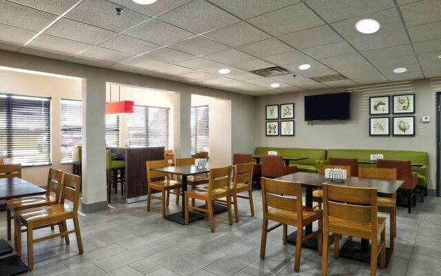 Country Inn & Suites by Radisson, Oklahoma City Airport, OK
