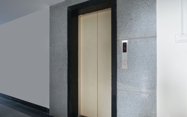 OYO 14184 Hotel Green Stone