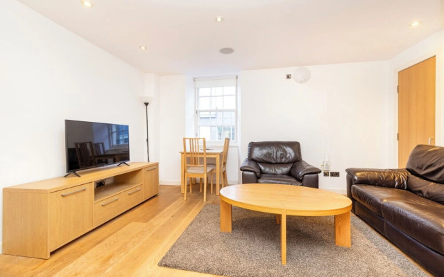 Superb Flats in the Heart of Edinburgh