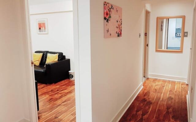 Stunning Spacious Flat In Glasgow City