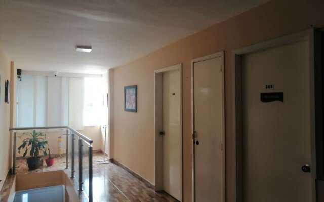 Hostal Avanza
