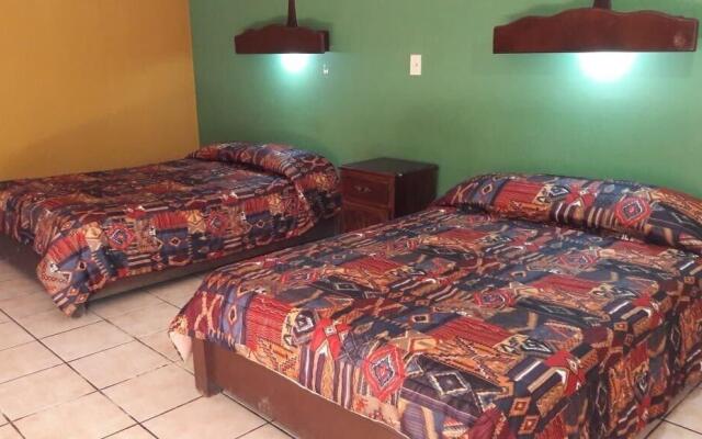 Hotel Hacienda Escondida