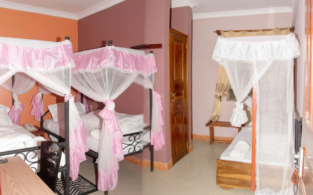 Arusha Giraffe Lodge