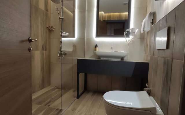 Cois Inn Royal Hotel