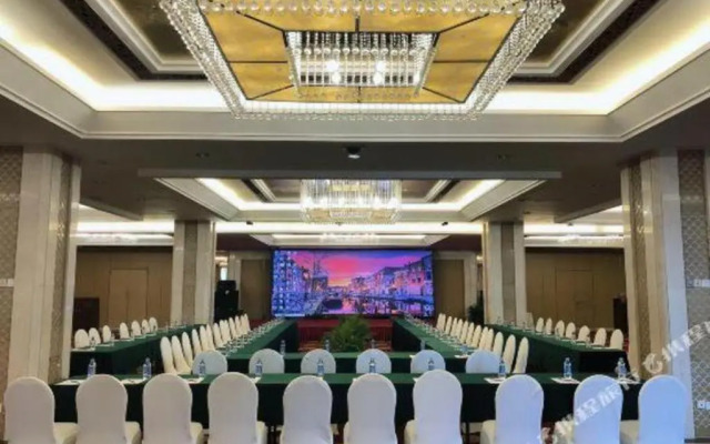 Golden Sea View Hotel Haikou