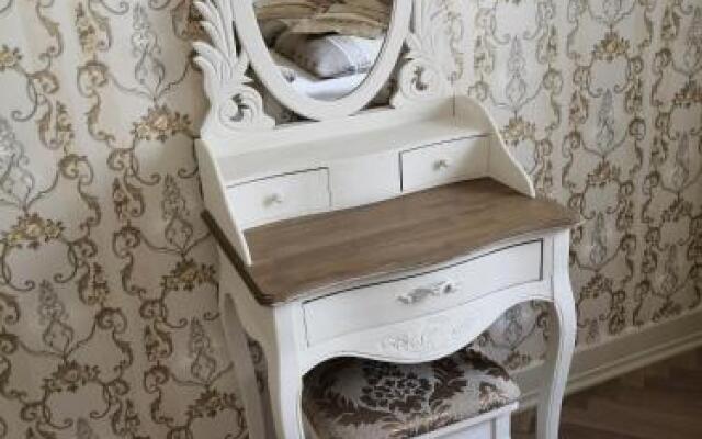 Apartment Luxury Nostalgia
