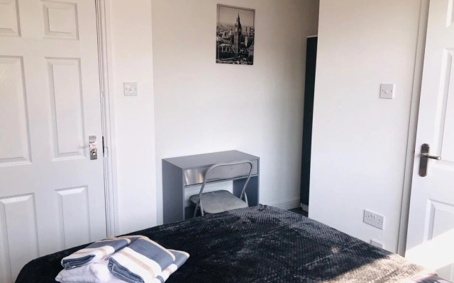 Townhouse @ 29 Cotesheath Street Stoke