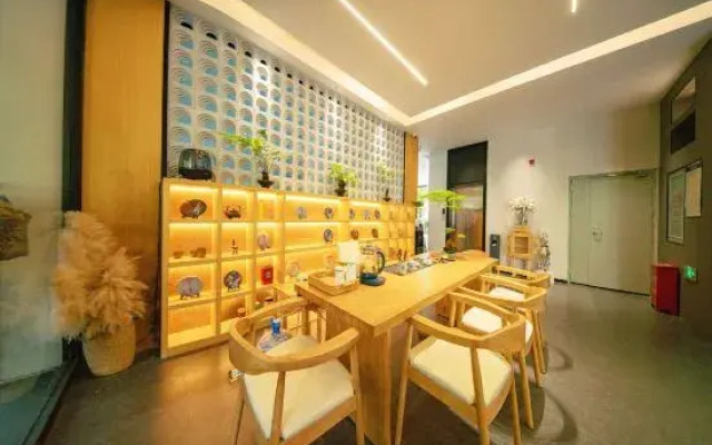 Jinxi Hot Spring Hotel