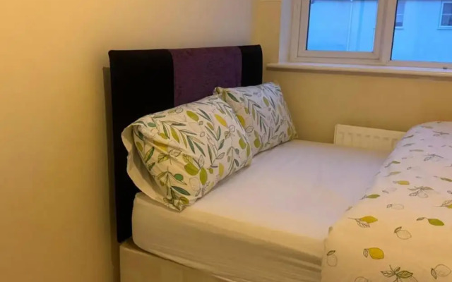 Komegloba Mega room