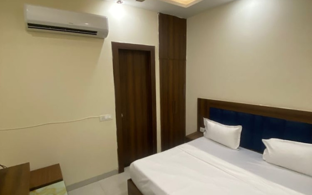 Hotel Air Admire - IGI Airport Delhi