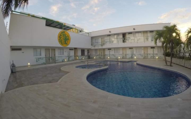 Hotel Calarca Club
