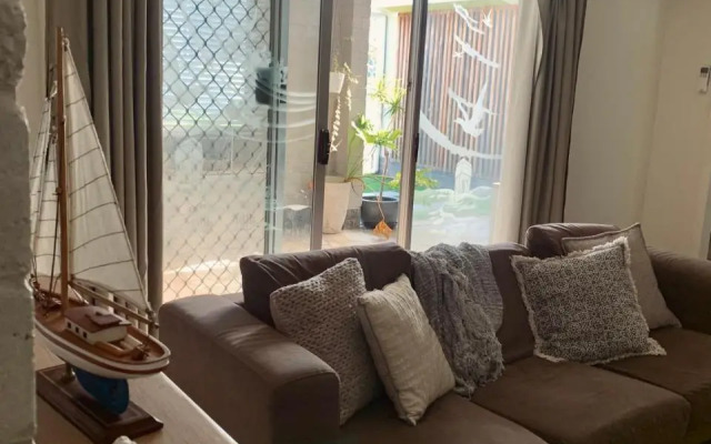 Cosy lakeside Family+Pet friendly 3 BR HolidayHOME