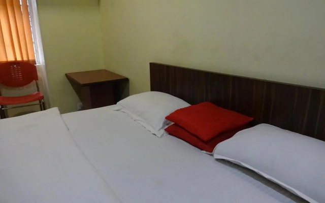 OYO Rooms Sealdah Near Entally Market