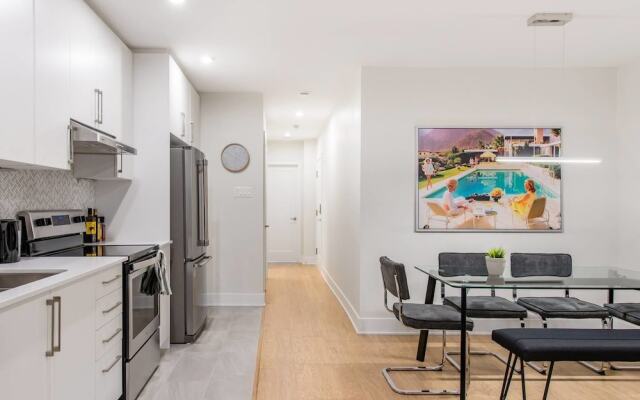 Cool and Comfortable 2 Bedroom Den