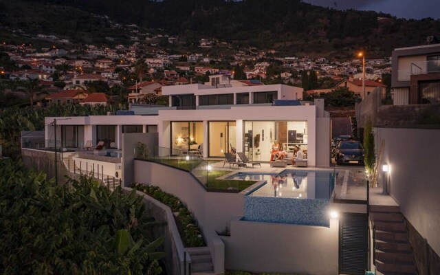 House With Pool and sea View, Pearl of Calheta