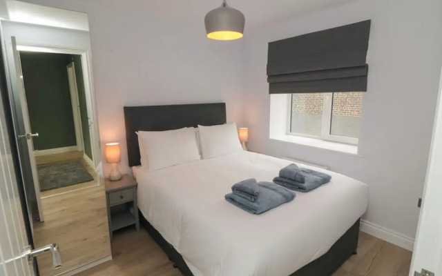 1 Staveley Cottages