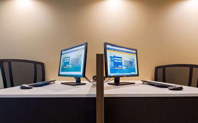 Best Western Plus Ottawa/Kanata Hotel & Conference Centre