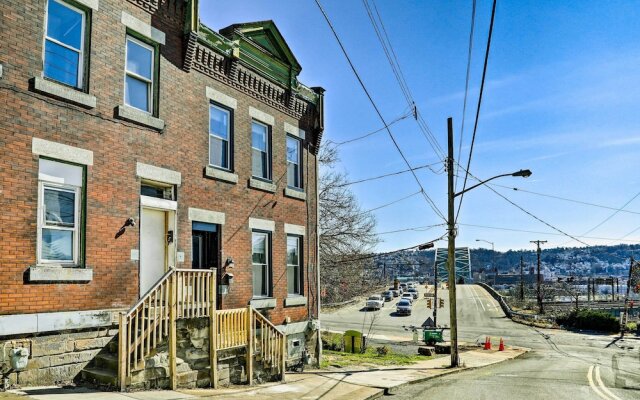 Pittsburgh Townhome: 1 Mi to Downtown