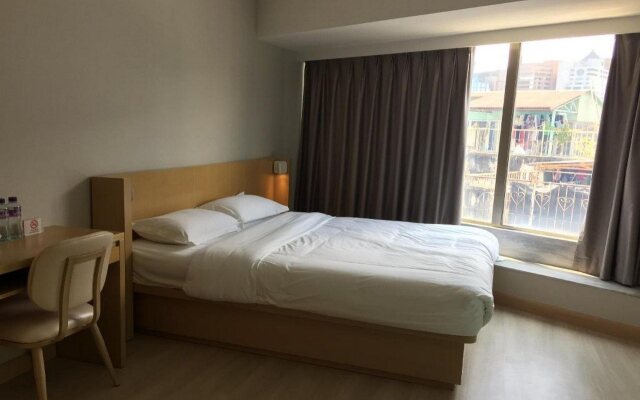 Dormy Boutique Hotel