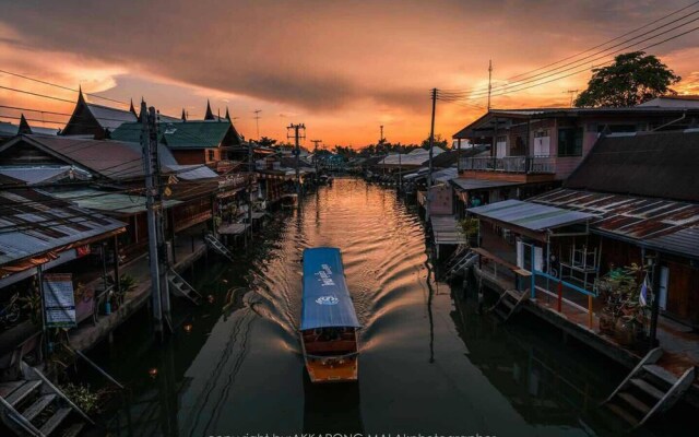 Ruang Sabai Amphawa