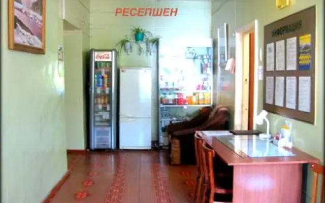 Октябрьская — фото