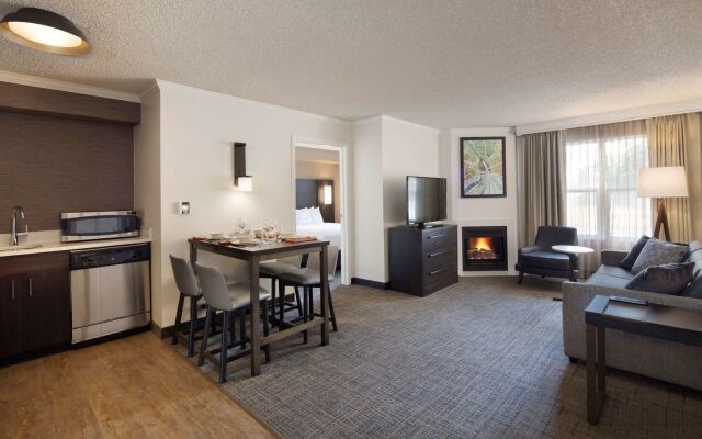 Sonesta ES Suites Fresno