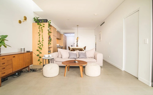 Inner City Penthouse With Private Rooftop