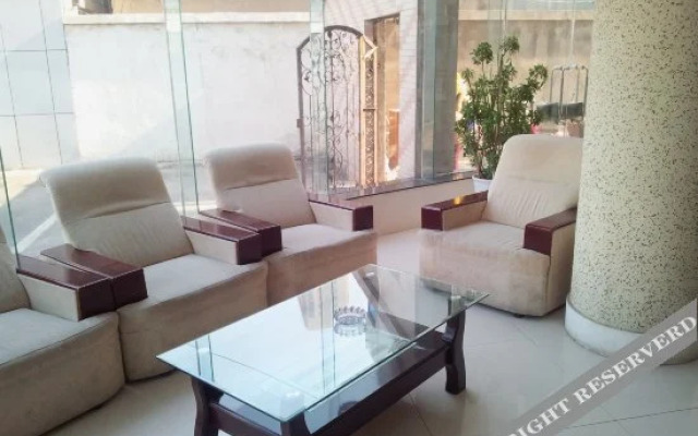 Yayue Hotel
