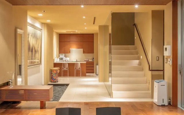 Azabu Modern House