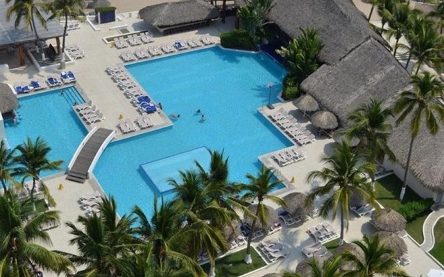 Park Royal Beach Ixtapa - All Inclusive